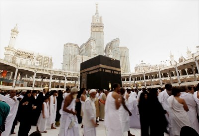 Ποινή φυλάκισης 10 ετών και 2.000 μαστιγώματα επιβλήθηκαν σε άνδρα από δικαστήριο της Σαουδικής Αραβίας για την έκφραση του αθεϊσμού του στο Twitter